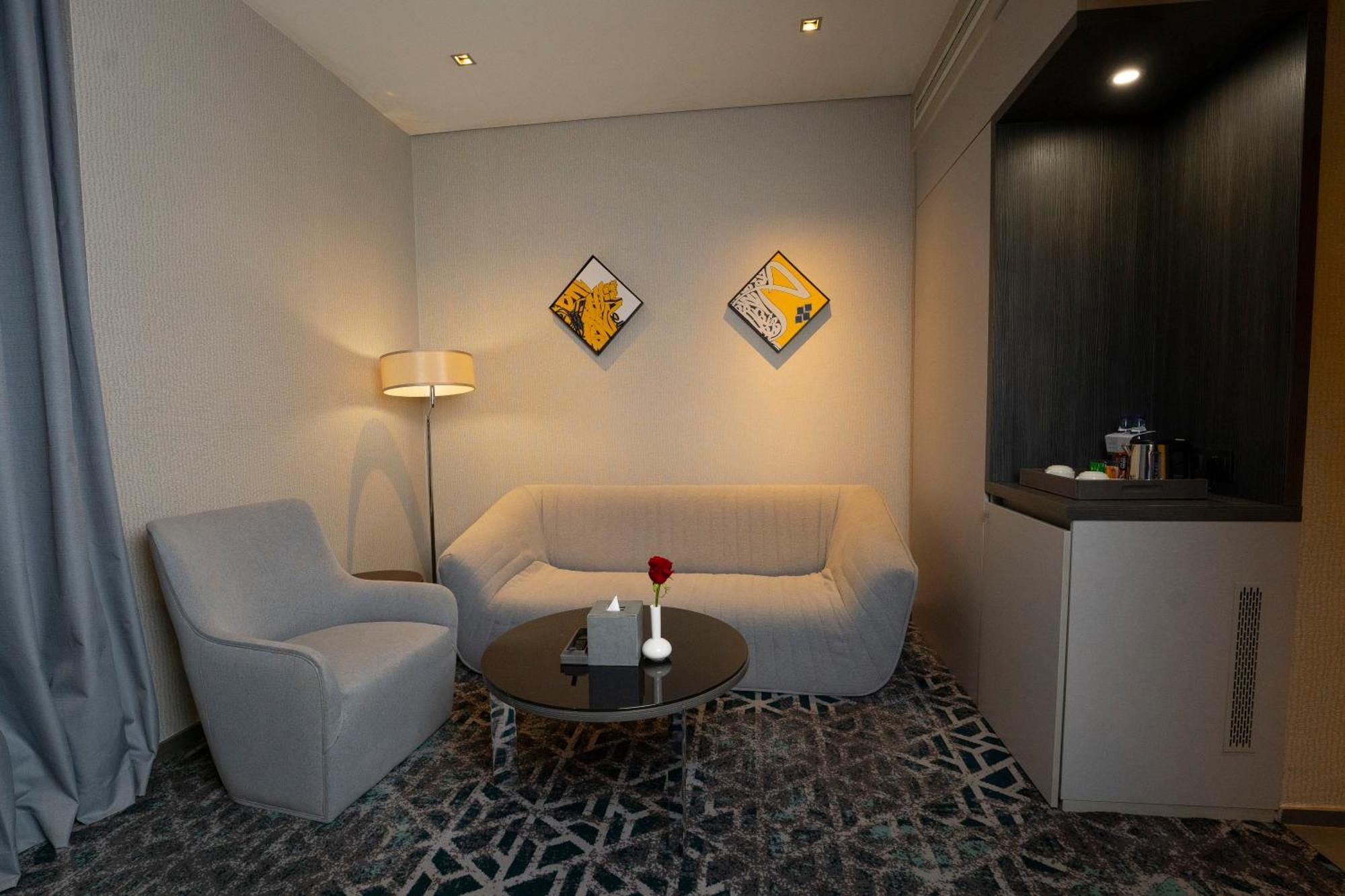 Executives Hotel - Kafd Riaad Buitenkant foto